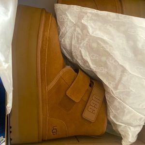 BRAND NEW UGGS